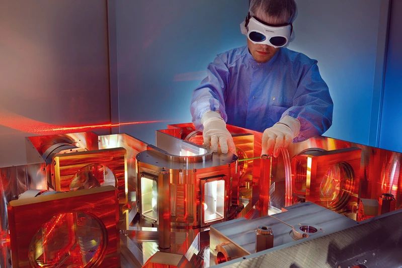 研究人员开发了一种使用20kW激光器的光学系统