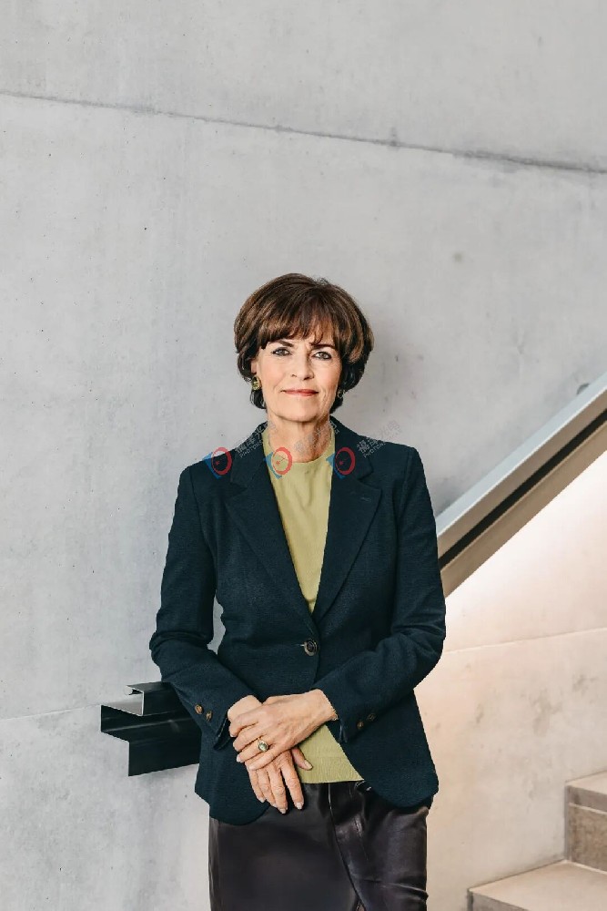 营收下滑,通快如何看待未来?